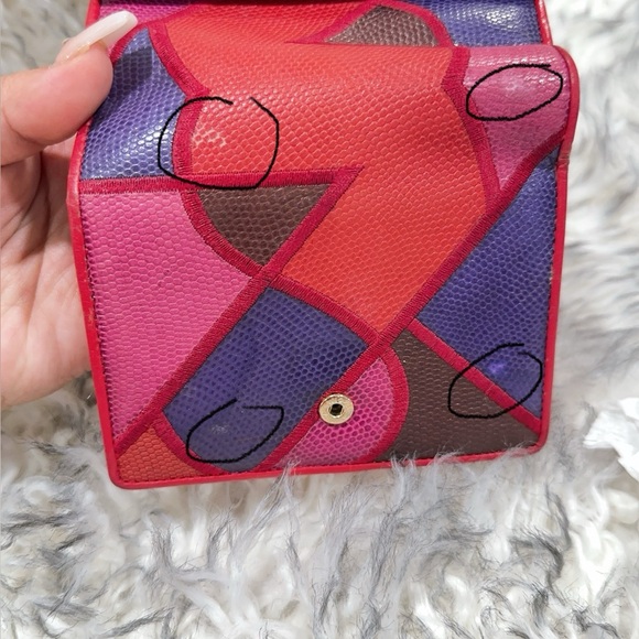 Yves Saint Laurent compact wallet and chain - Picture 15 of 16